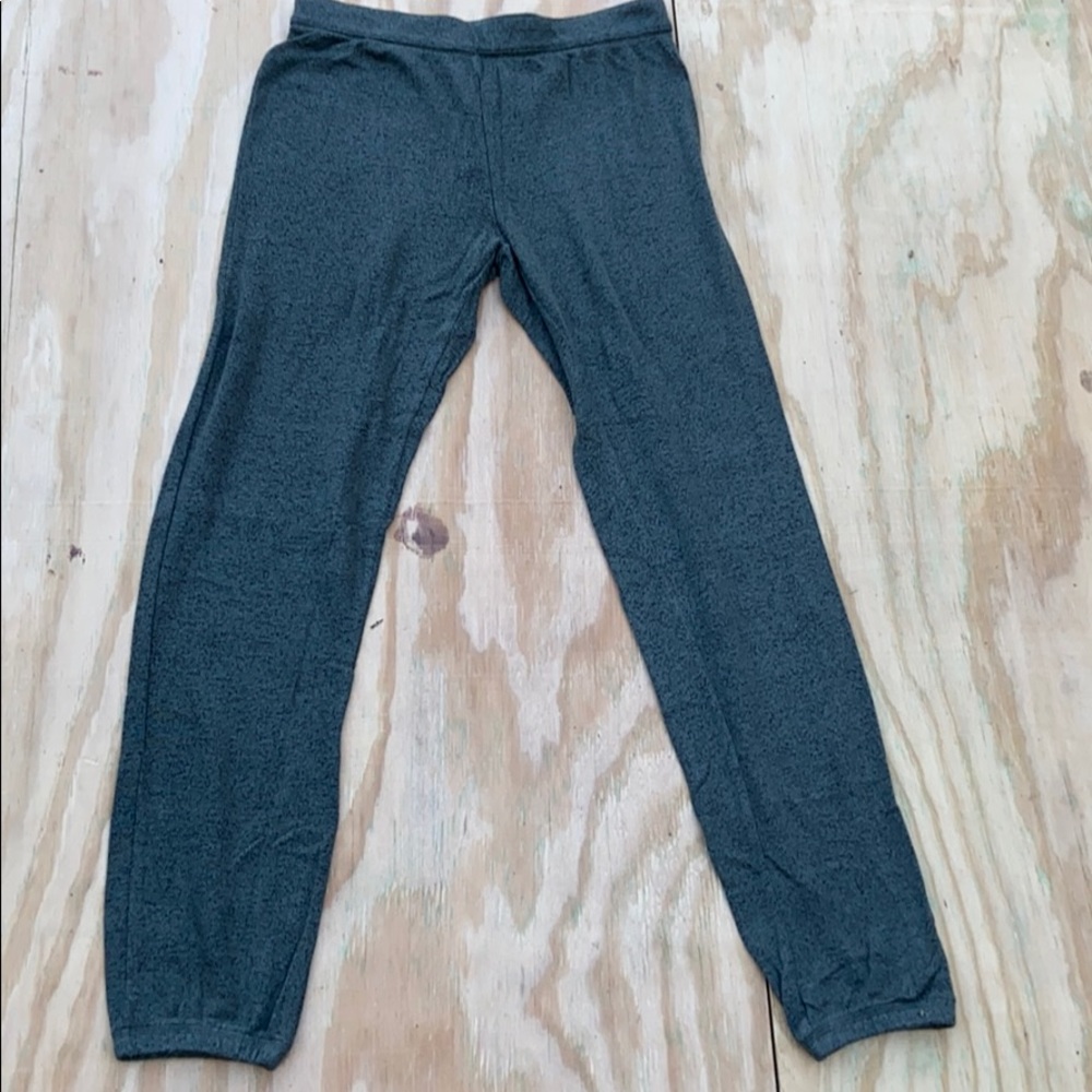 American Eagle fitted sweats -olive green XS